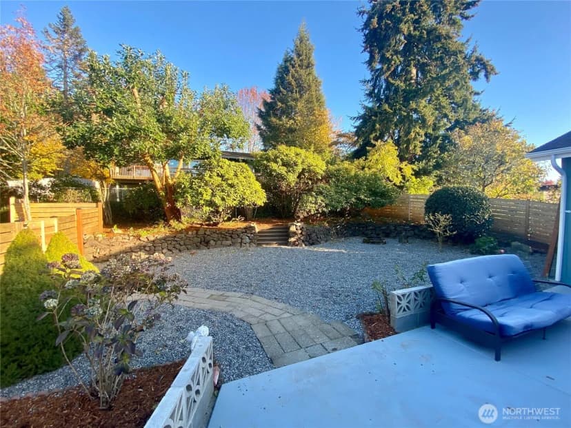 Property photo for 3700 Harbel Drive Ne, Bremerton photo 32