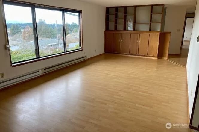 Property photo for 3700 Harbel Drive Ne, Bremerton photo 11