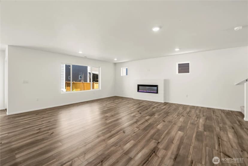 Property photo for 32317 Bryant Road, Sultan photo 6