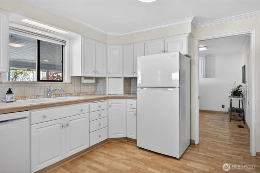 Property photo for 901 Rucker Avenue, Everett photo 13