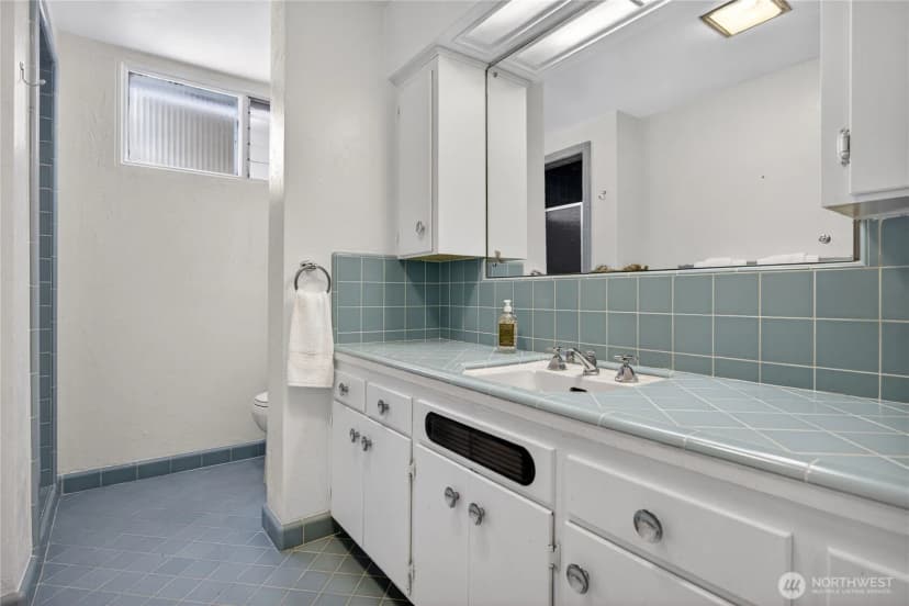 Property photo for 901 Rucker Avenue, Everett photo 31