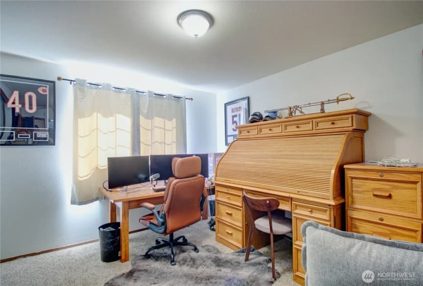 Property photo for 73 Nw Roeder Drive, Oak Harbor photo 16