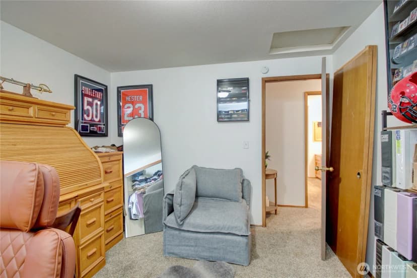Property photo for 73 Nw Roeder Drive, Oak Harbor photo 18