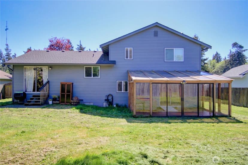Property photo for 73 Nw Roeder Drive, Oak Harbor photo 33