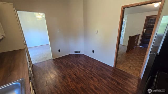Property photo for 73 Nw Roeder Drive, Oak Harbor photo 5