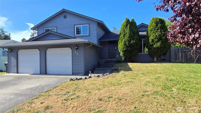 Property photo for 73 Nw Roeder Drive, Oak Harbor