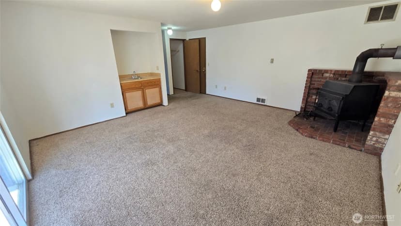 Property photo for 73 Nw Roeder Drive, Oak Harbor photo 23