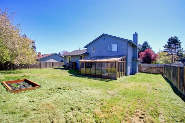 Property photo for 73 Nw Roeder Drive, Oak Harbor photo 3