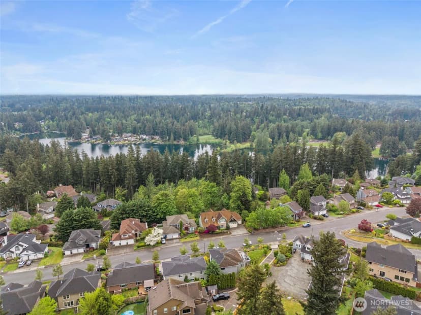 Property photo for 24931 234th Place Se, Maple Valley photo 38