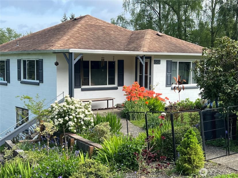 Property photo for 959 Barnhart Street, Raymond