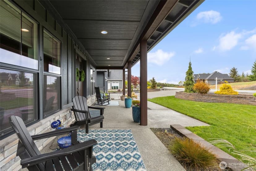 Property photo for 5040 Coopermill Court Ne, Olympia photo 3