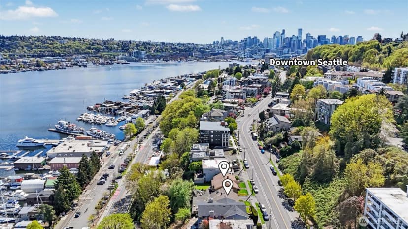 Property photo for 2538 2540 Dexter Avenue N, Seattle photo 3