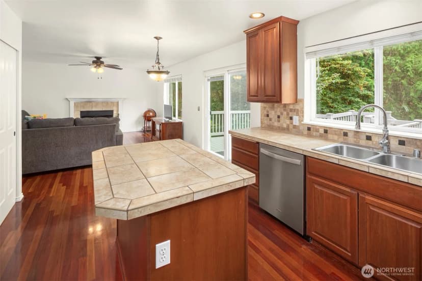 Property photo for 3402 20th Avenue Ct Se, Puyallup photo 17