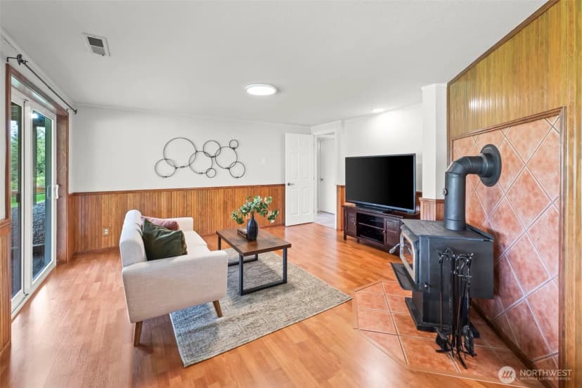 Property photo for 14581 Nw Honeyhill Loop, Seabeck photo 28