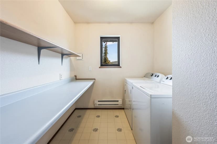 Property photo for 221 Evans Street, Leavenworth photo 18