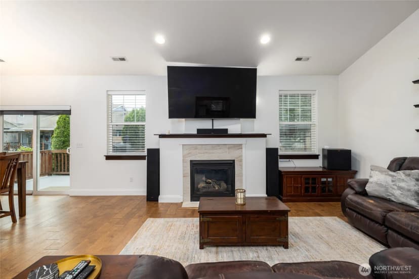 Property photo for 1820 Barnum Lane, Burlington photo 10