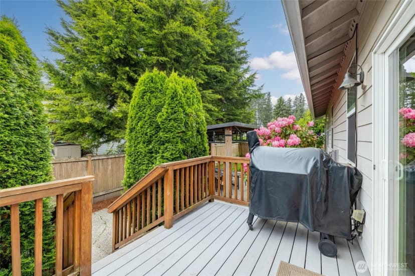 Property photo for 1820 Barnum Lane, Burlington photo 30