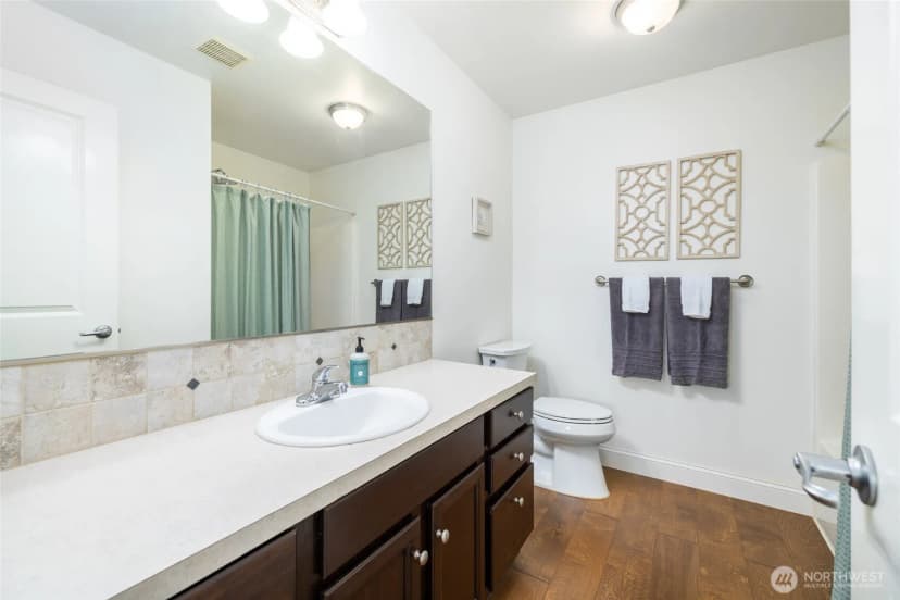 Property photo for 1820 Barnum Lane, Burlington photo 20