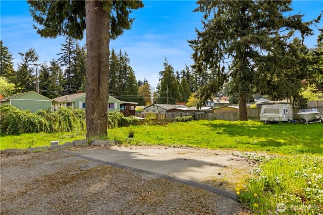 Property photo for 1415 Sw 356th Street, Federal Way photo 2