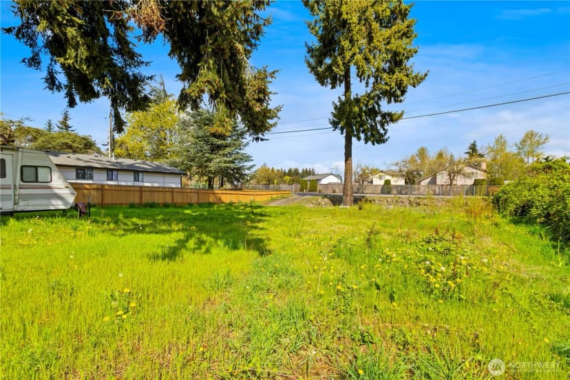 Property photo for 1415 Sw 356th Street, Federal Way photo 8