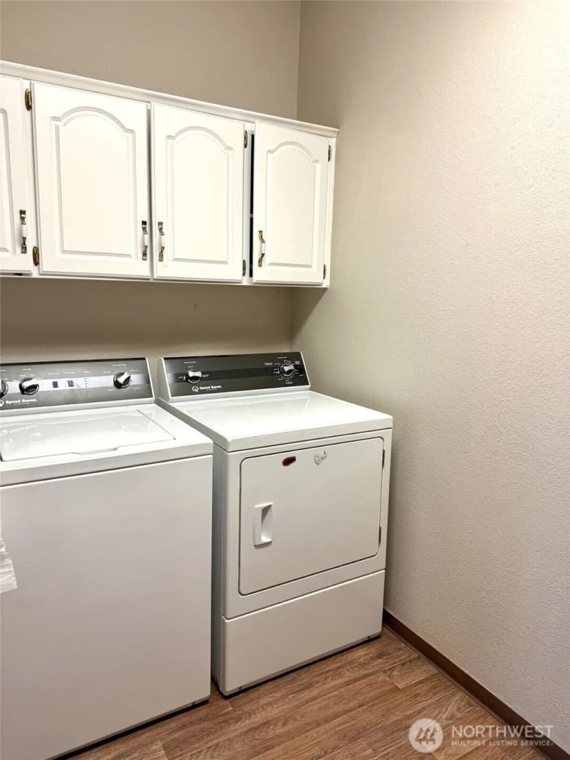 Property photo for 305 Godsey Ln, Long Beach photo 29
