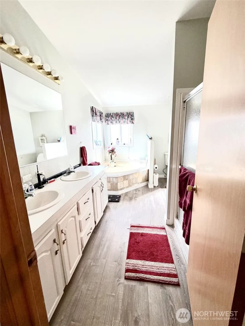 Property photo for 305 Godsey Ln, Long Beach photo 19