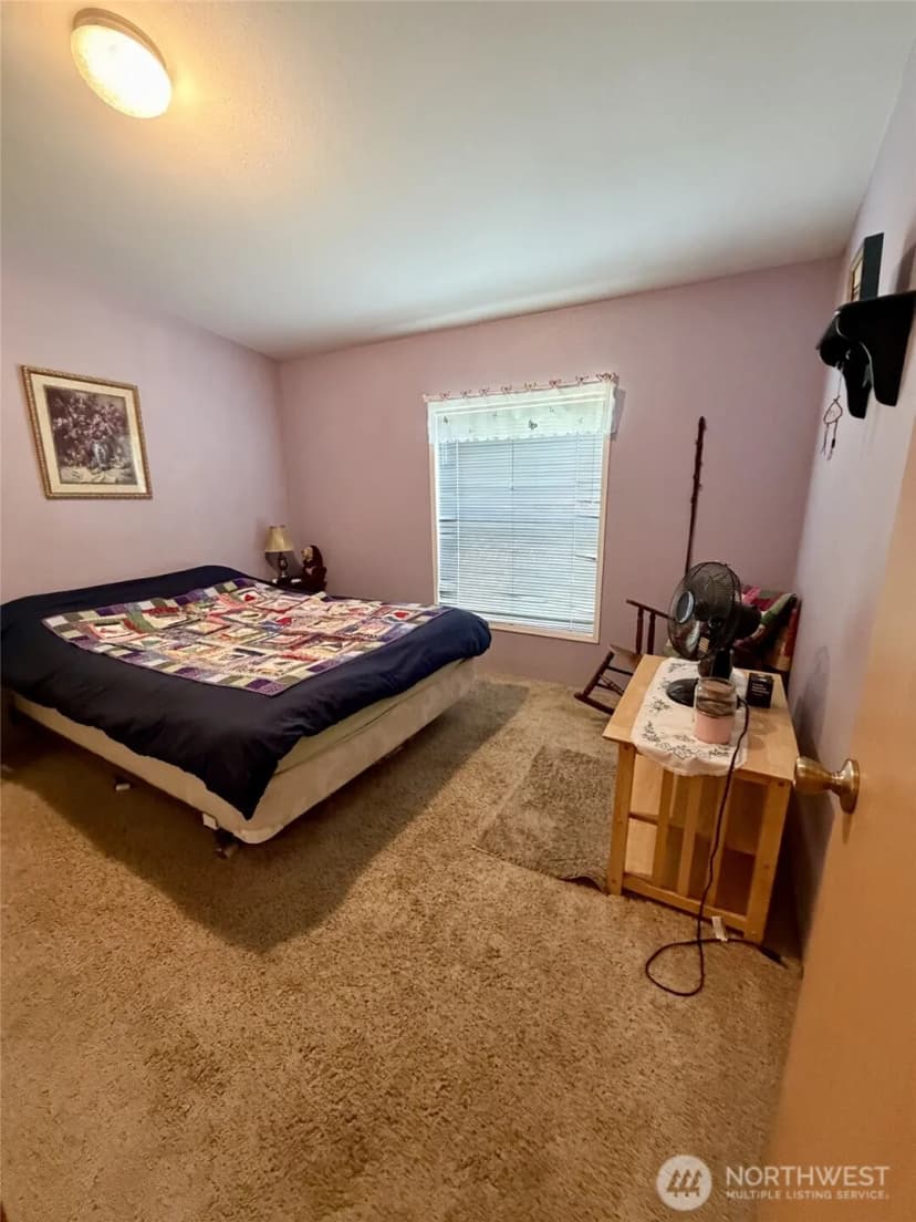 Property photo for 305 Godsey Ln, Long Beach photo 24