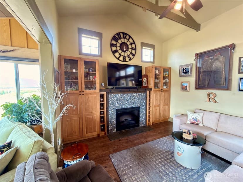 Property photo for 122 Village Way, Oroville photo 13