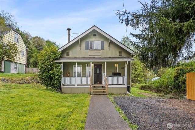 Property photo for 516 Ballentine St, Raymond