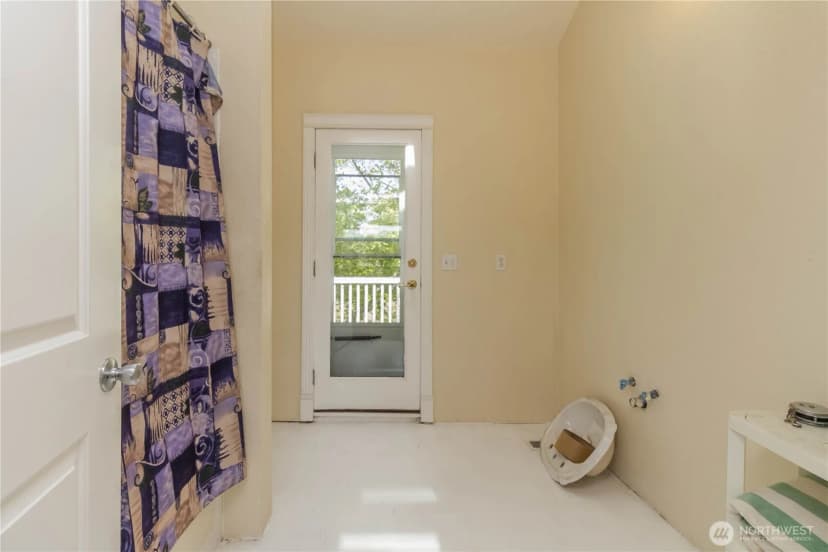 Property photo for 34110 Orville Road E, Eatonville photo 21