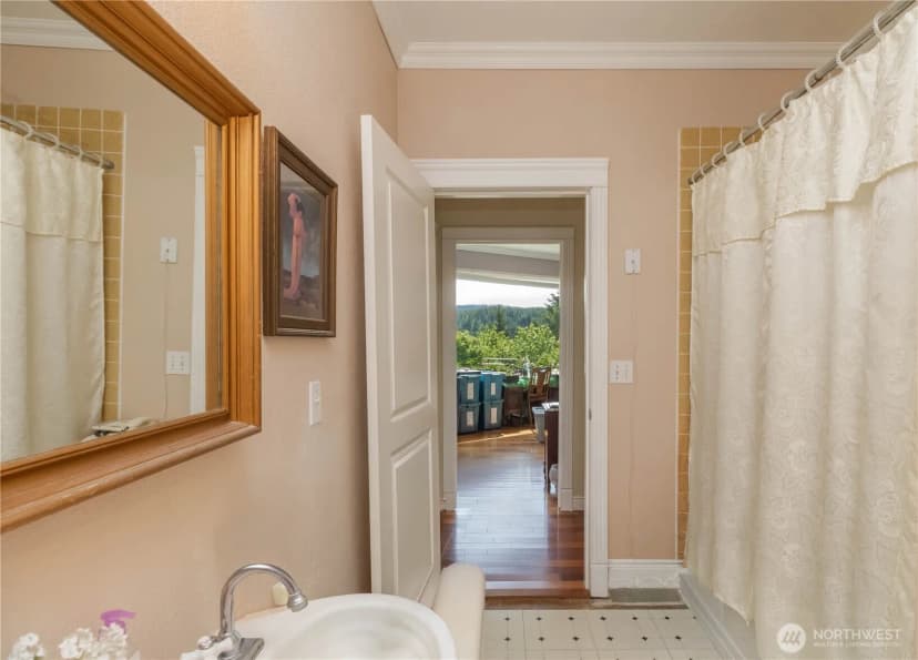 Property photo for 34110 Orville Road E, Eatonville photo 14