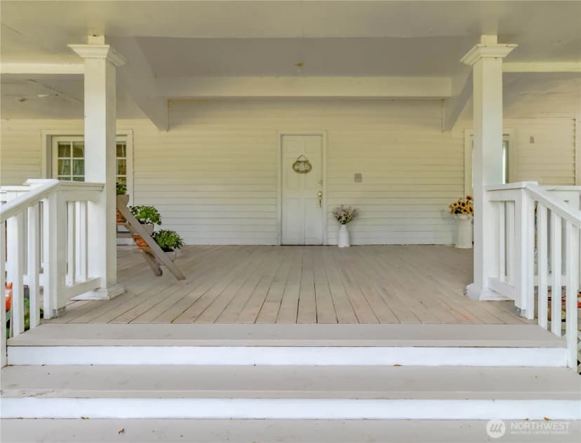 Property photo for 34110 Orville Road E, Eatonville photo 3