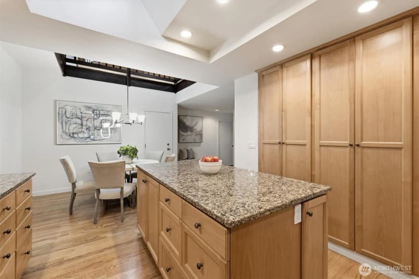 Property photo for 3531 Ne 166th Street, Lake Forest Park photo 6