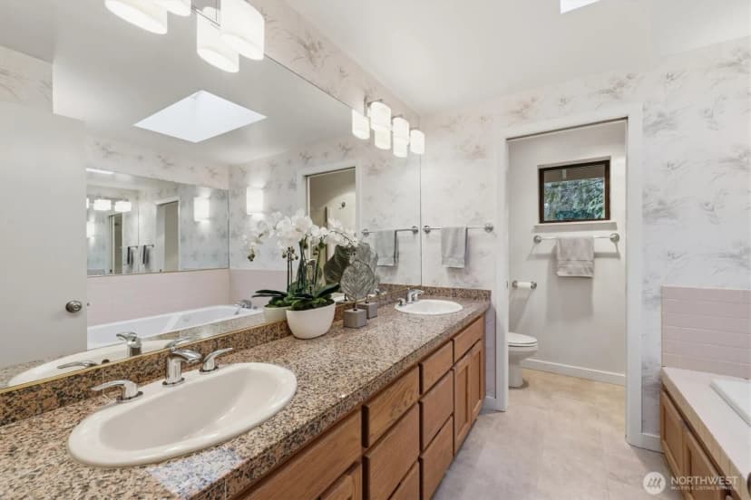 Property photo for 3531 Ne 166th Street, Lake Forest Park photo 15