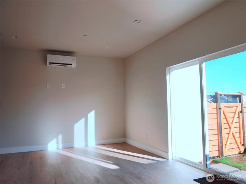 Property photo for 2155 Siddle Loop #105, Ferndale photo 6
