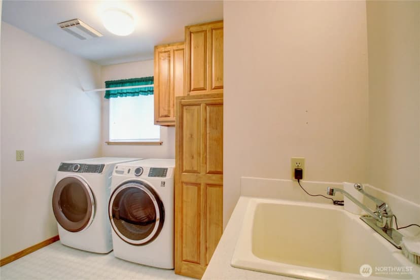 Property photo for 3805 N Avenue W, Anacortes photo 20