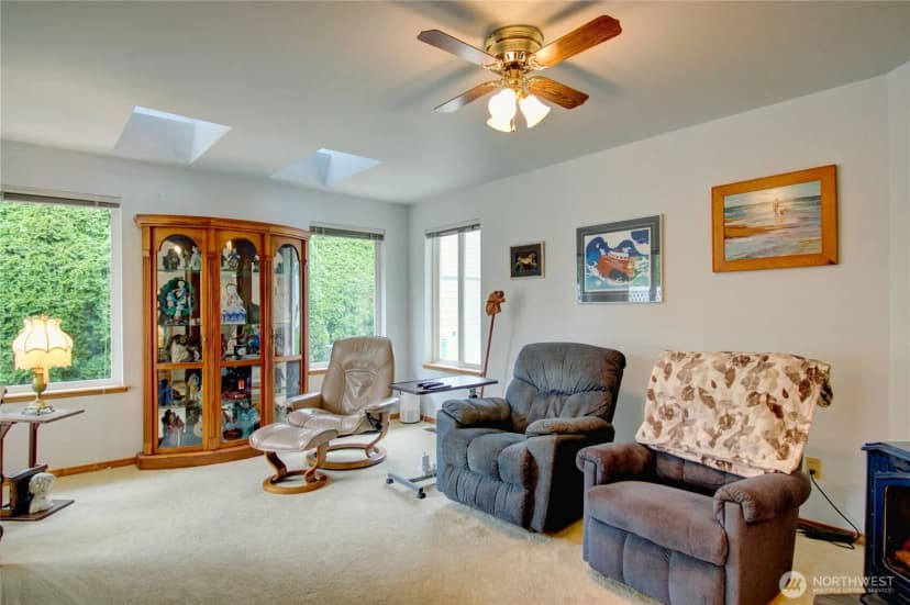 Property photo for 3805 N Avenue W, Anacortes photo 8