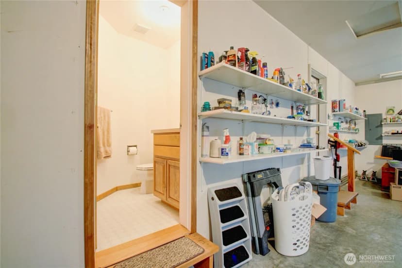 Property photo for 3805 N Avenue W, Anacortes photo 25