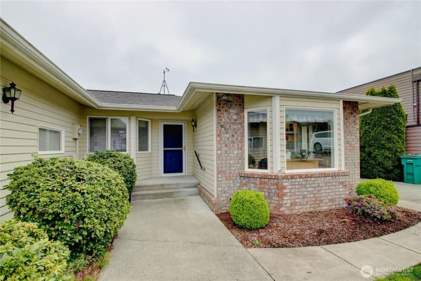 Property photo for 3805 N Avenue W, Anacortes photo 4