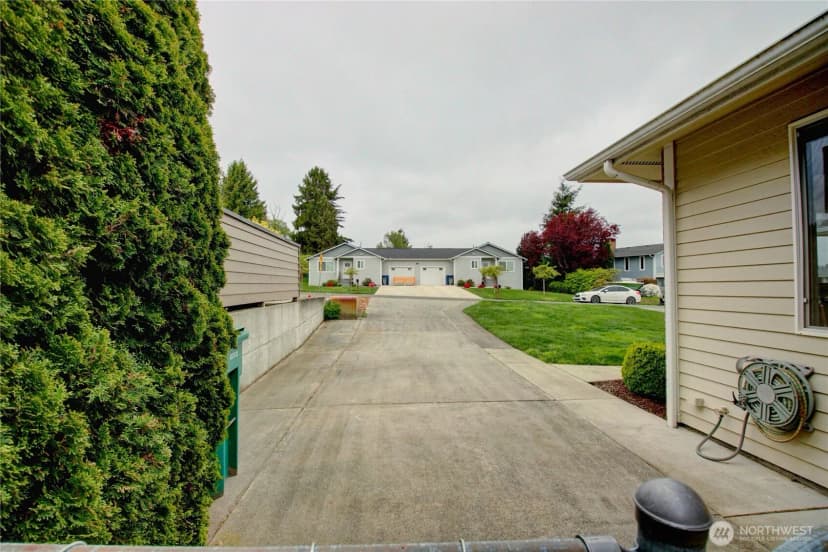 Property photo for 3805 N Avenue W, Anacortes photo 29
