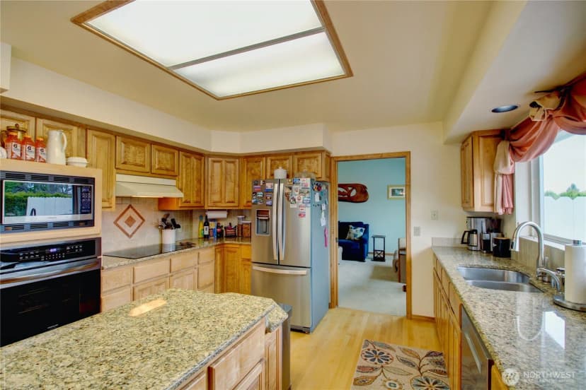 Property photo for 3805 N Avenue W, Anacortes photo 14