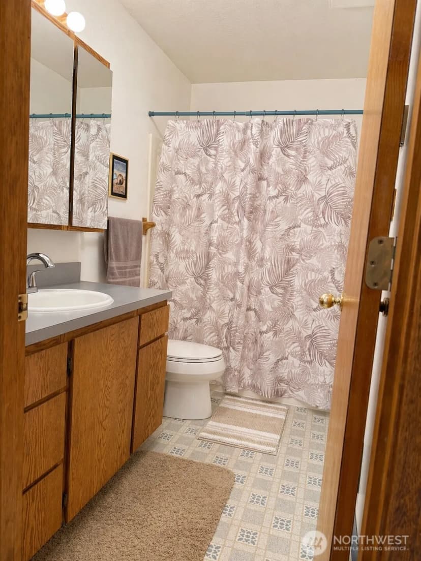 Property photo for 1215 274th Place, Ocean Park photo 12