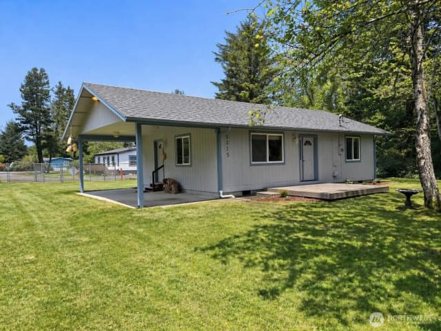 Property photo for 1215 274th Place, Ocean Park photo 4