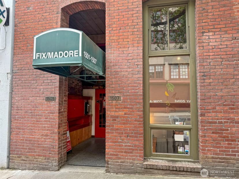 Property photo for 1507 Western Avenue #r203, Seattle photo 4