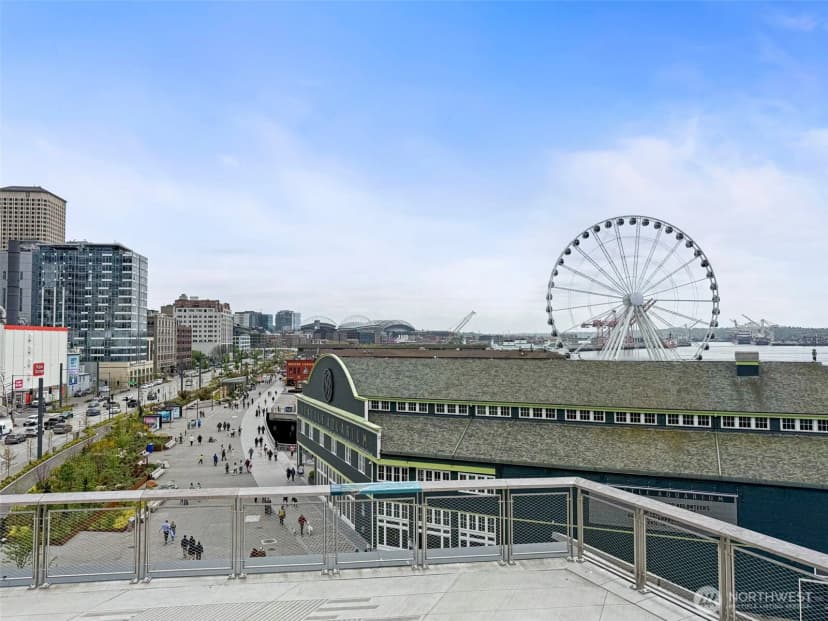 Property photo for 1507 Western Avenue #r203, Seattle photo 2