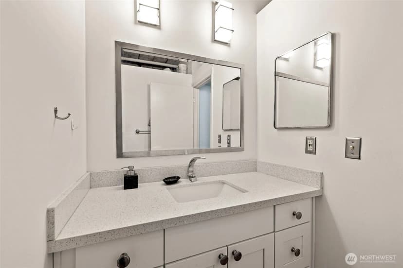 Property photo for 1507 Western Avenue #r203, Seattle photo 9