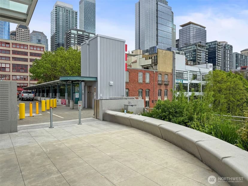 Property photo for 1507 Western Avenue #r203, Seattle photo 32