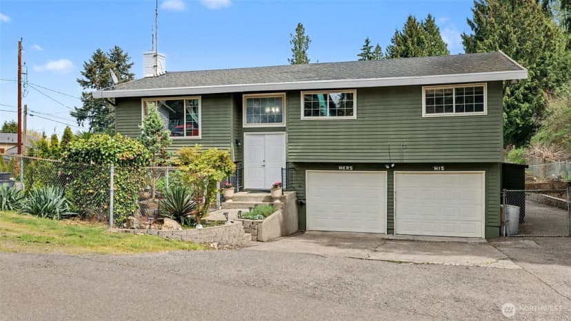 Property photo for 6005 S 116th Street, Seattle