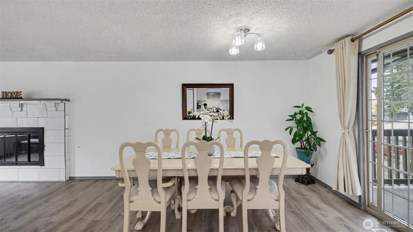 Property photo for 6005 S 116th Street, Seattle photo 5