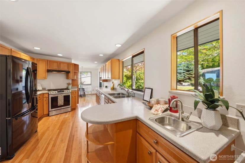 Property photo for 10248 Richwood Avenue Nw, Seattle photo 17